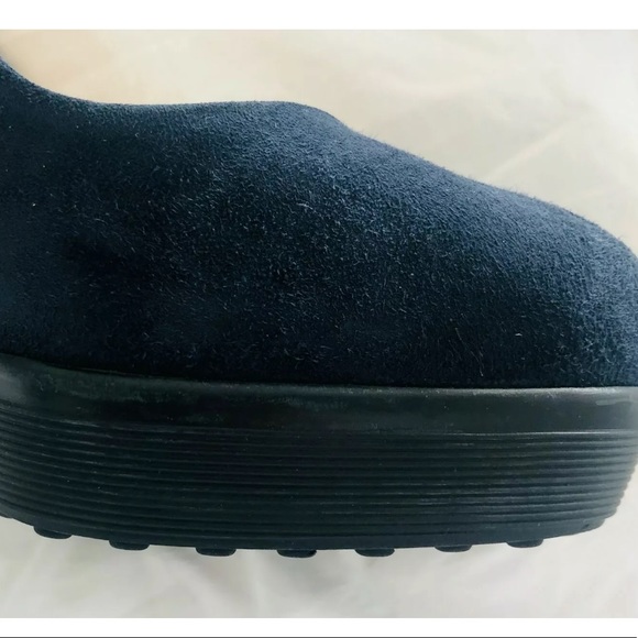 NEW TOD’S NAVY SUEDE PERP TOE PUMPS W DRIVER SOLE - Picture 4 of 6